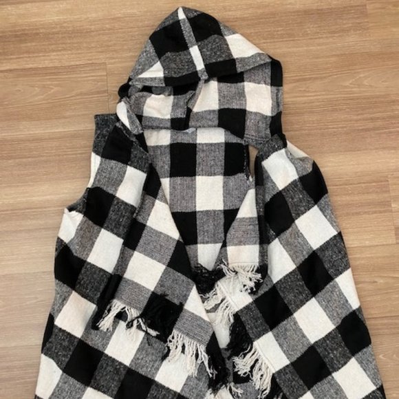 FAVLUX FASHION WOMEN'S CHECKERED HOODED SHAWL - Picture 1 of 4